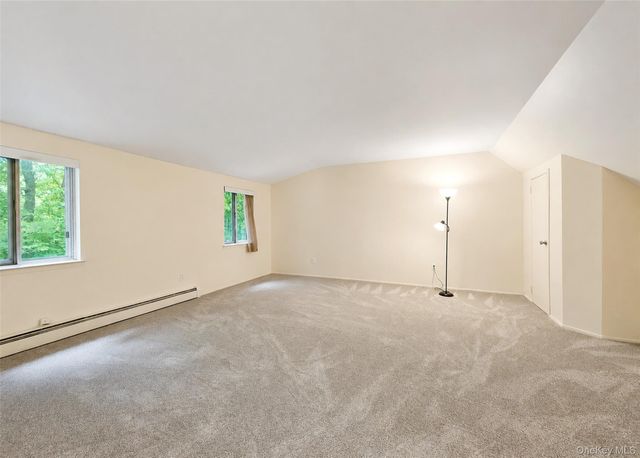 2 Shenandoah Boulevard, Coram, NY 11727