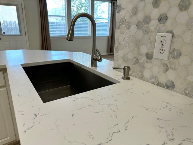 11850 Ramla Place Trail, Houston, TX 77089