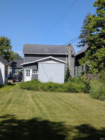 218 S 10th Street, Goshen, IN 46528