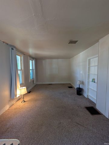 218 S 10th Street, Goshen, IN 46528