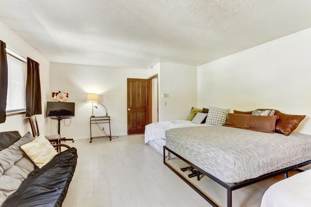 5712 San Juan Ave, Citrus Heights, CA 95610