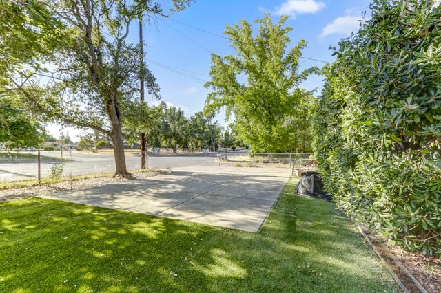 5712 San Juan Ave, Citrus Heights, CA 95610