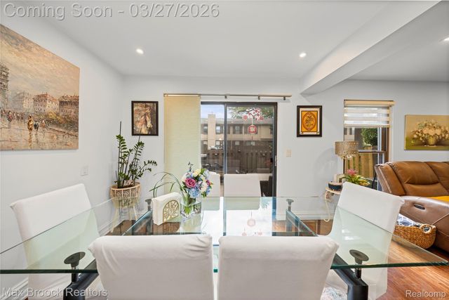 31723 Forest Lane, Warren, MI 48093