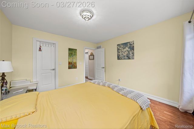 31723 Forest Lane, Warren, MI 48093