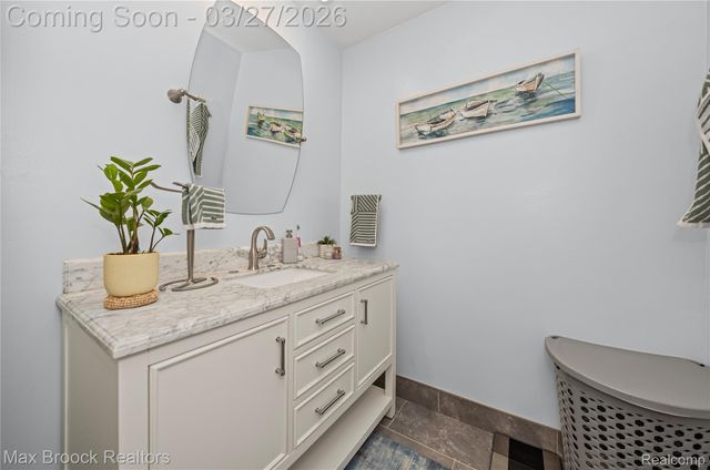 31723 Forest Lane, Warren, MI 48093