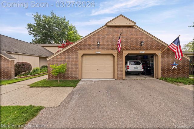 31723 Forest Lane, Warren, MI 48093