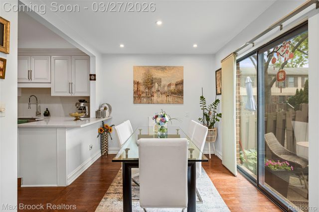 31723 Forest Lane, Warren, MI 48093