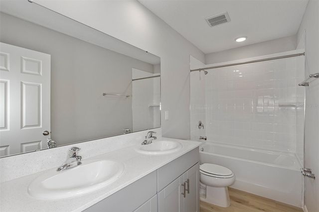 36675 THORNHEDGE DRIVE, Zephyrhills, FL 33541