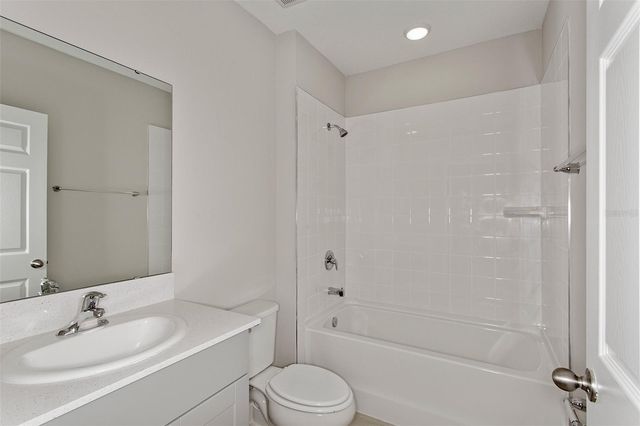 36675 THORNHEDGE DRIVE, Zephyrhills, FL 33541