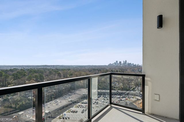 2425 Peachtree Road NE 1705, Atlanta, GA 30305