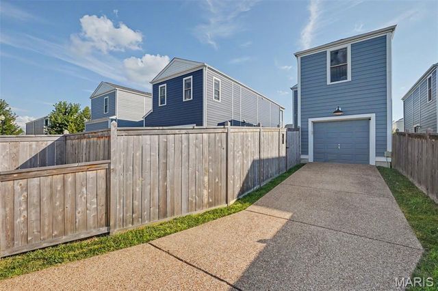 3608 Starkville Street, St Charles, MO 63301
