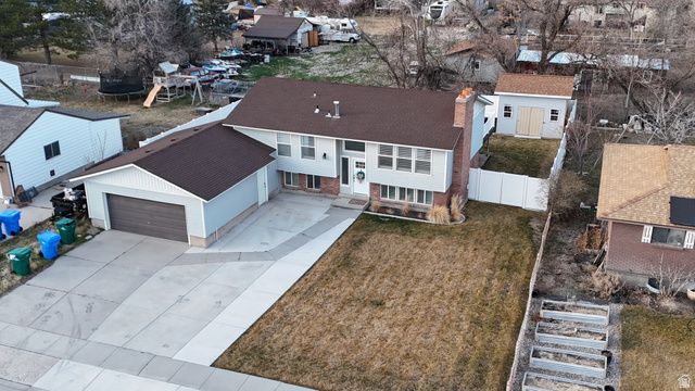 1838 W WESTERN CHARM DR, Riverton, UT 84065