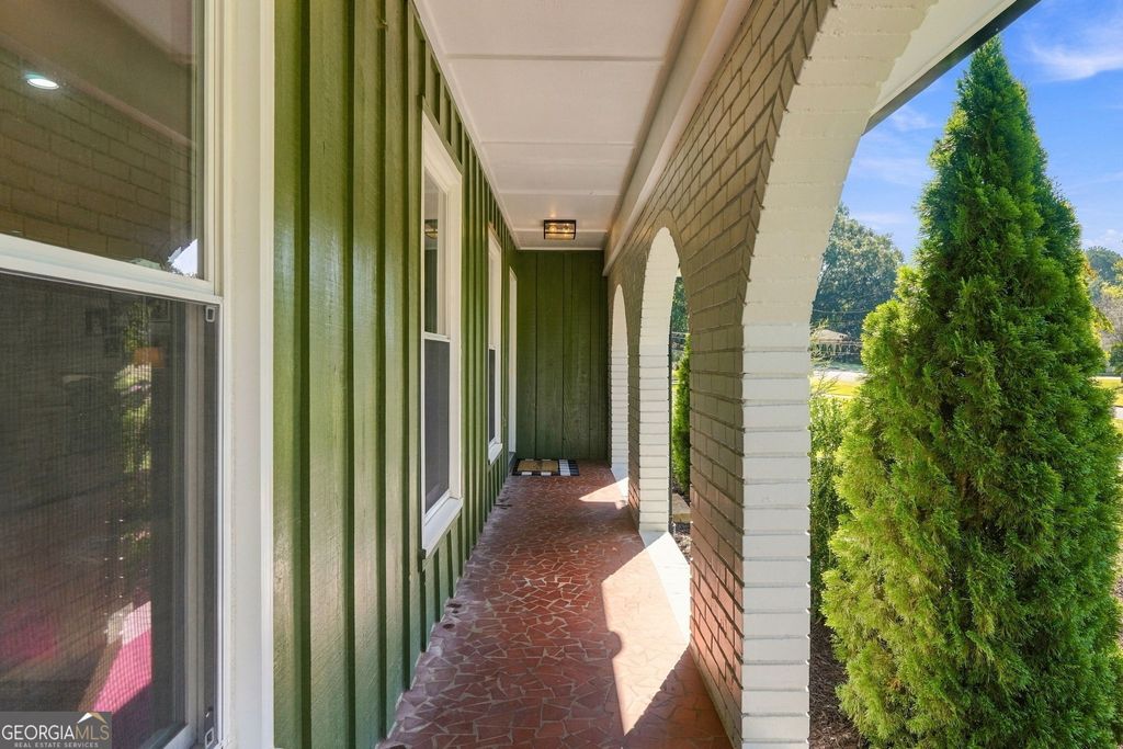 735 Lake Charles Way, Roswell, GA 30075 — photo 2
