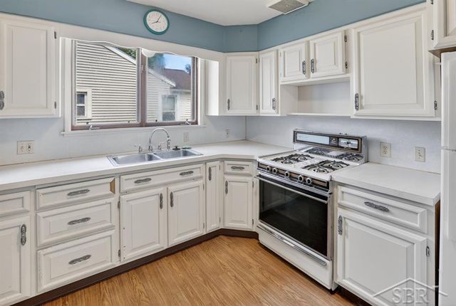 602 S Hampton Street, Bay City, MI 48708