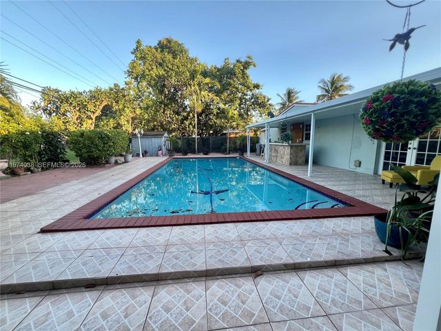 17101 NW 47th Ave, Miami Gardens, FL 33055