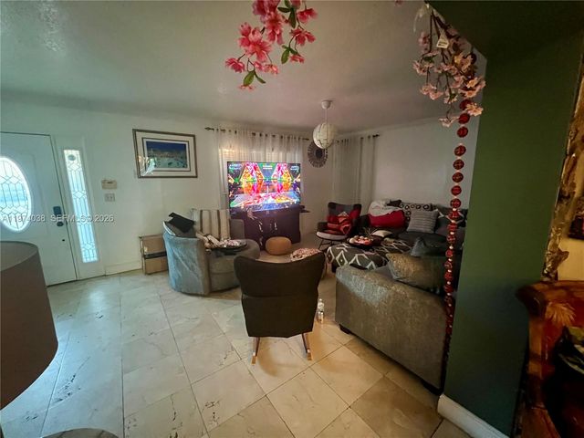 17101 NW 47th Ave, Miami Gardens, FL 33055