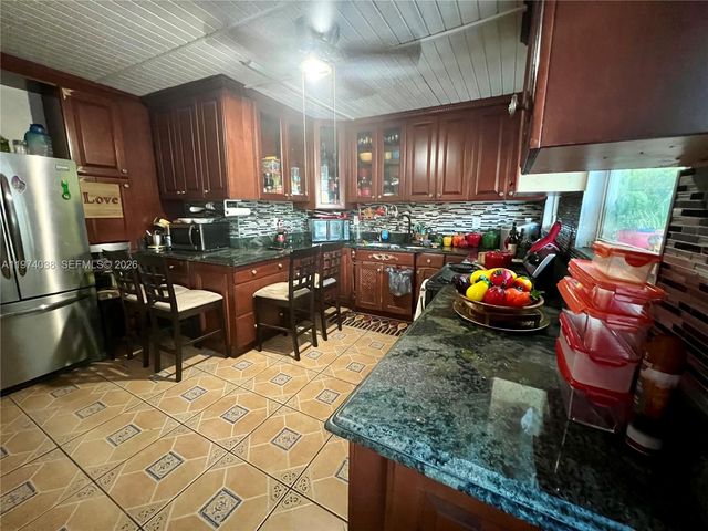 17101 NW 47th Ave, Miami Gardens, FL 33055