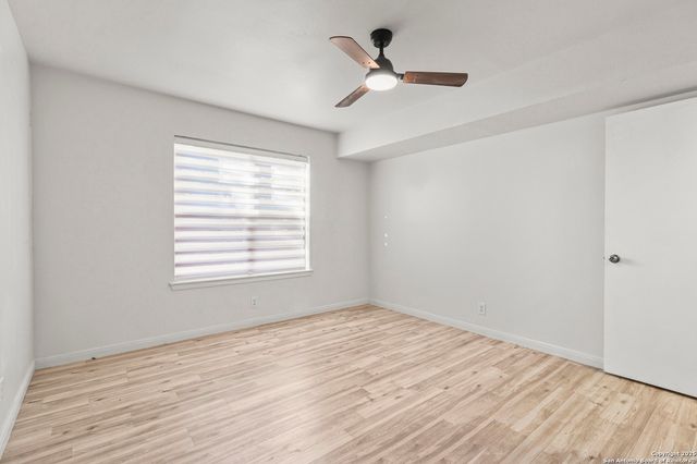 923 Vance Jackson Rd Apt 905, San Antonio, TX 78201