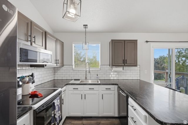 492 W 180 N, Clearfield, UT 84015