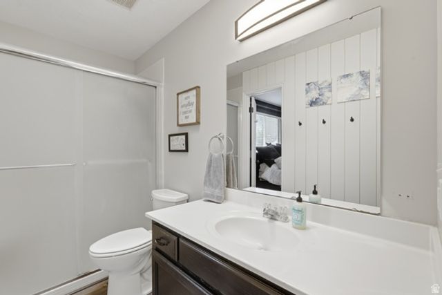 492 W 180 N, Clearfield, UT 84015