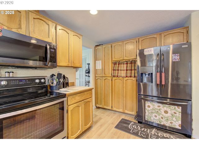 17004 Se 16TH St, Vancouver, WA 98683