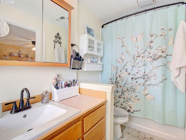 17004 Se 16TH St, Vancouver, WA 98683