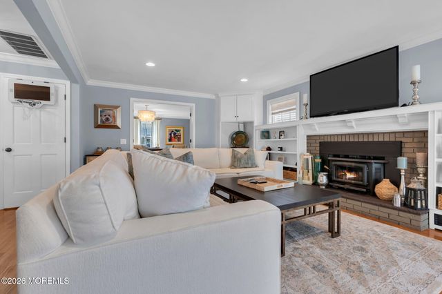 54 Curtis Avenue, Manasquan, NJ 08736