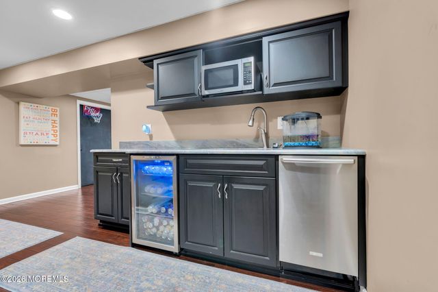54 Curtis Avenue, Manasquan, NJ 08736