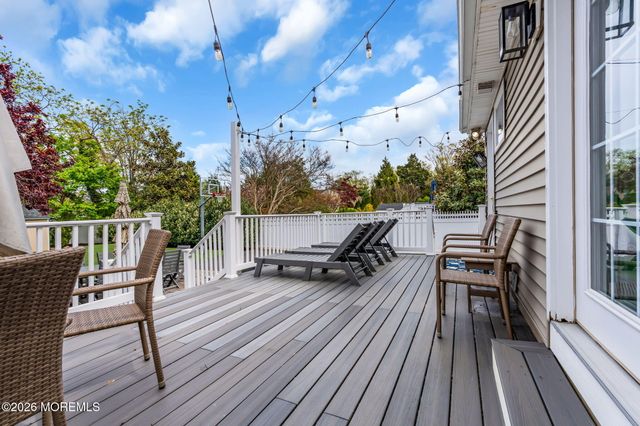 54 Curtis Avenue, Manasquan, NJ 08736