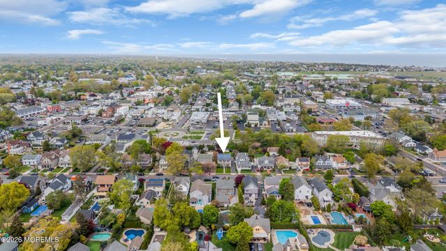 54 Curtis Avenue, Manasquan, NJ 08736