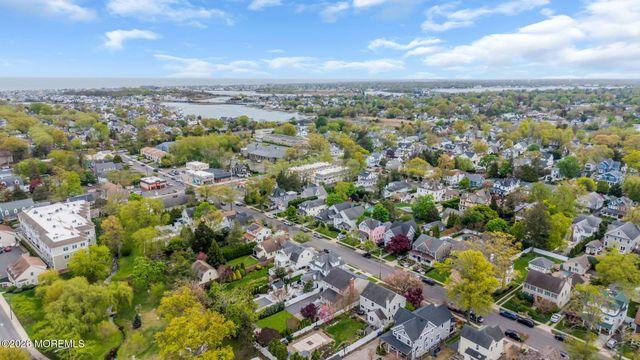 54 Curtis Avenue, Manasquan, NJ 08736