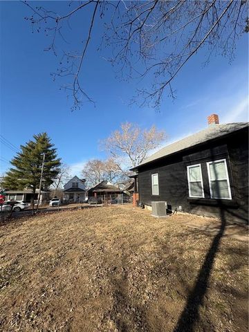 337 Cambridge Street, Kansas City, KS 66103