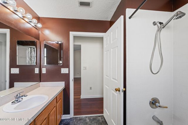 12239 PLUMBRIDGE Lane, Jacksonville, FL 32218