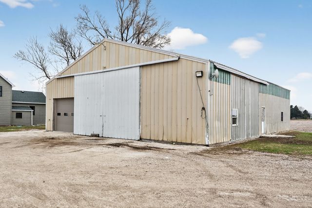 17093 Somonauk Road, Dekalb, IL 60115