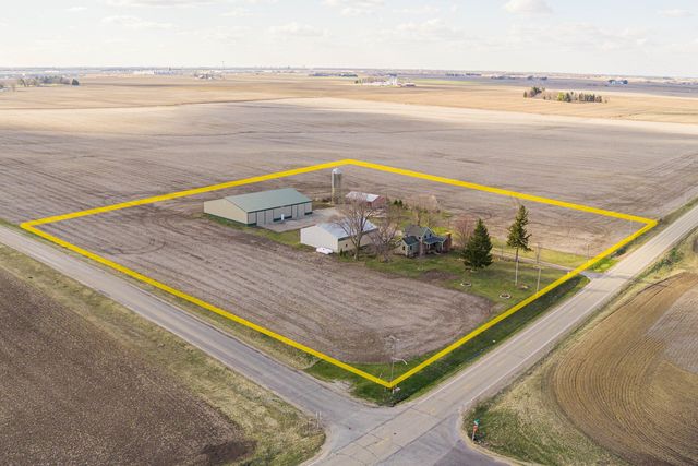 17093 Somonauk Road, Dekalb, IL 60115