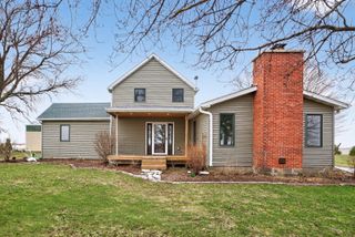 17093 Somonauk Road, Dekalb, IL 60115