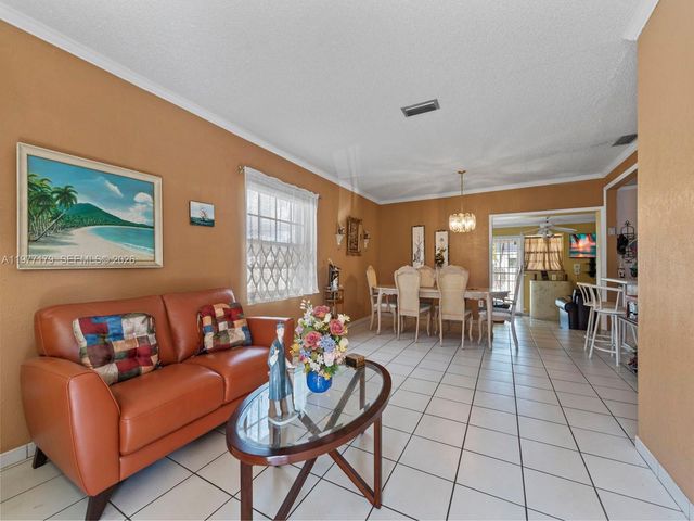 7245 SW 19th St, Miami, FL 33155