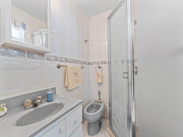 7245 SW 19th St, Miami, FL 33155