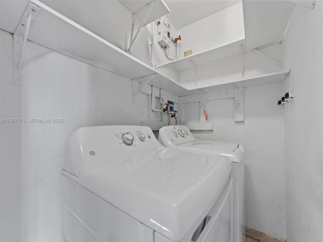 7245 SW 19th St, Miami, FL 33155