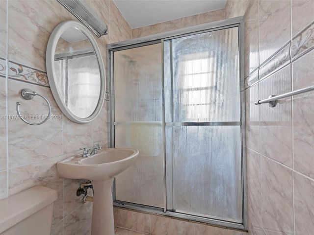 7245 SW 19th St, Miami, FL 33155