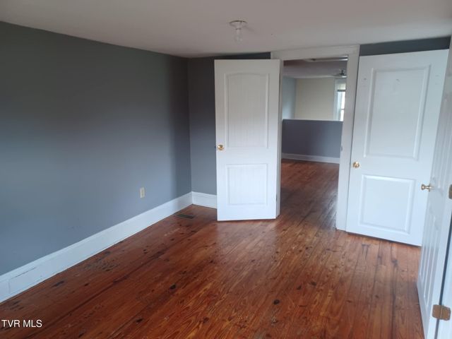 201 Sweet Brier Street, Glade Spring, VA 24340