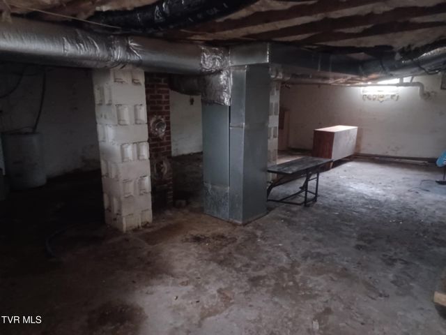 201 Sweet Brier Street, Glade Spring, VA 24340