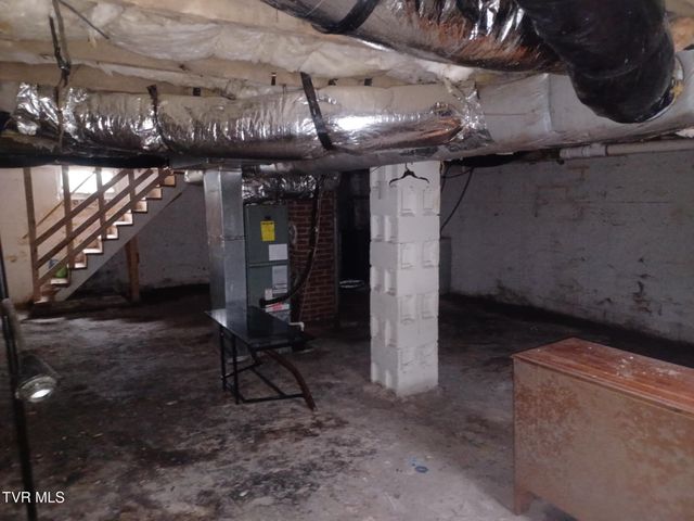 201 Sweet Brier Street, Glade Spring, VA 24340