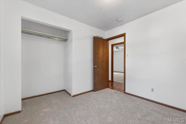 5856 Parkside Place, Imperial, MO 63052