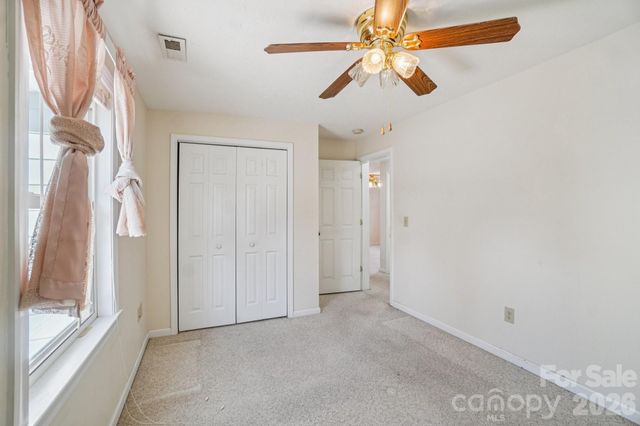 511 Oak Grove Road, Flat Rock, NC 28731