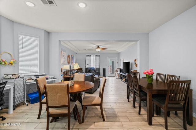 517 ISSA Circle, El Paso, TX 79932