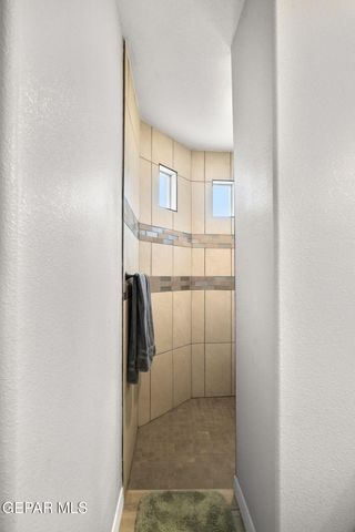 517 ISSA Circle, El Paso, TX 79932