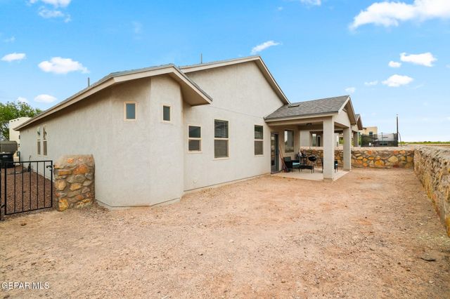 517 ISSA Circle, El Paso, TX 79932