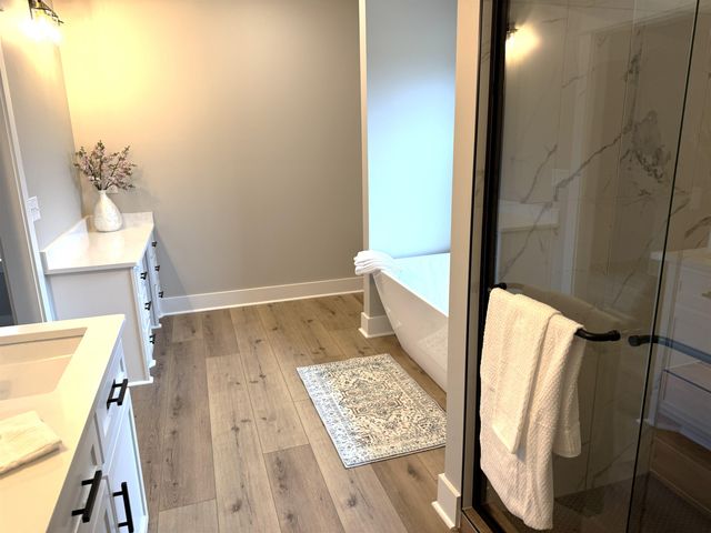 109 GRAND DR, Michie, TN 38357