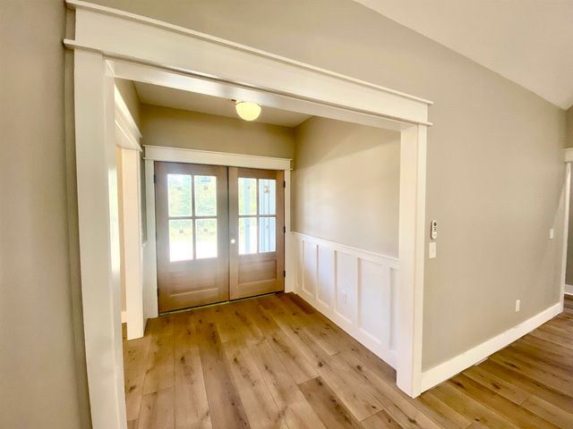 109 GRAND DR, Michie, TN 38357